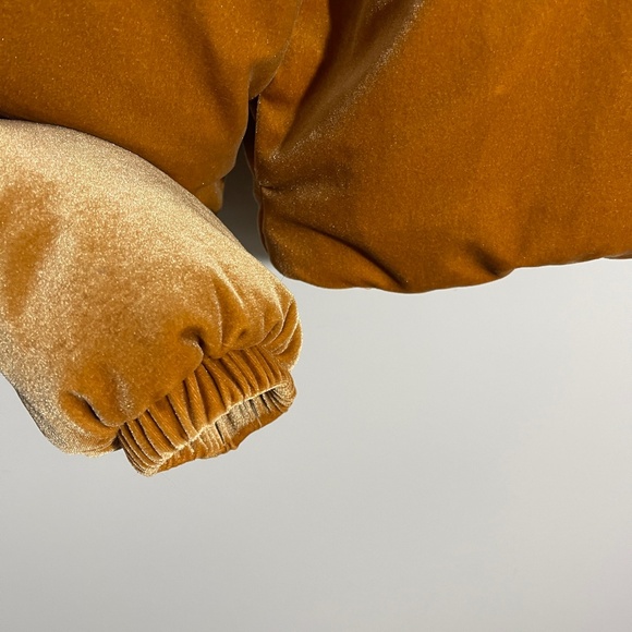 Fabletics Wander Velour Cropped Puffer Jacket Size Large - Picture 8 of 15